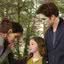 Robert Pattinson como Edward Cullen em 'Crepúsculo' ao lado de Kristen Stwart e Mackenzie Foy