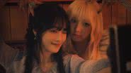 Minnie e Yuqi, do (G)I-DLE, no clipe de "Everytime" - Reprodução/YouTube/(G)I-DLE (여자)아이들 (Official YouTube Channel)