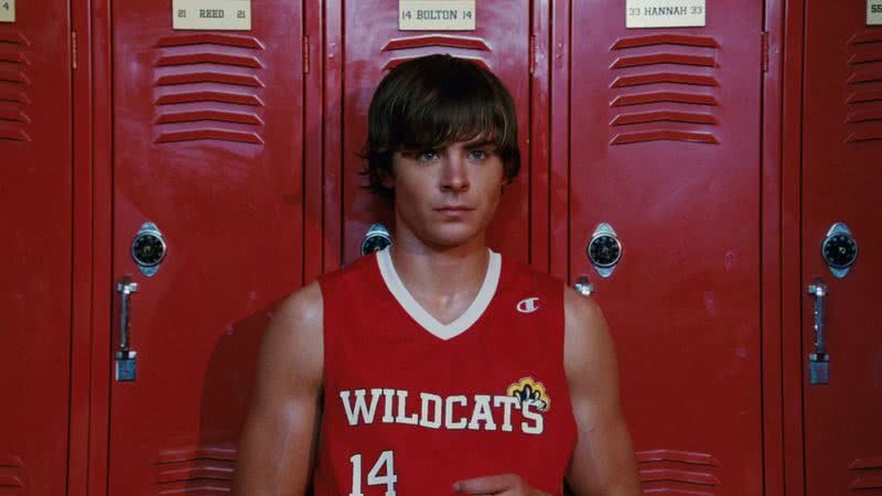 Zac Efron como Troy Bolton em 'High School Musical 3' (2008) - Reprodução/Disney