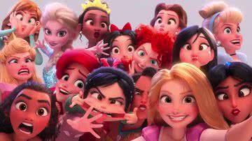 Princesas da Disney em cena do filme "WiFi Ralph: Quebrando a Internet", lançado em 2018 - Reprodução/ Disney