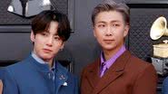 Jungkook e RM, do BTS, no Grammy 2022 - Frazer Harrison/Getty Images