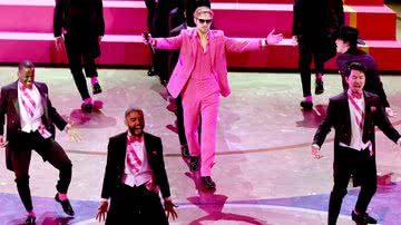 Ryan Gosling performando "I'm Just Ken" no Oscar 2024 - Kevin Winter/Getty Images