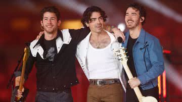 Nick, Joe e Kevin, os Jonas Brothers - Wesley Hitt/Getty Images