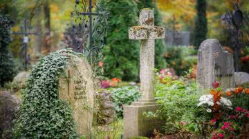 Imagem ilustrativa de um cemitério - Pixabay