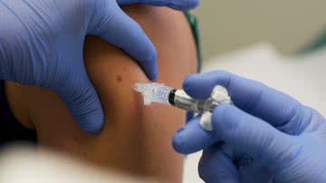 Vacinação contra Covid-19 - Getty Images