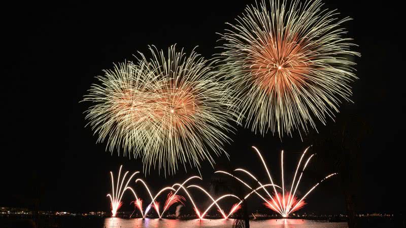 Imagem ilustrativa de fogos de artifício no Ano Novo - Pixabay