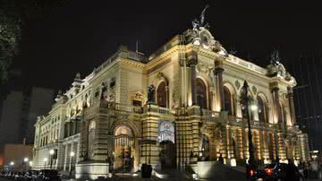 Fachada do Teatro Municipal de São Paulo - Wikimedia Commons