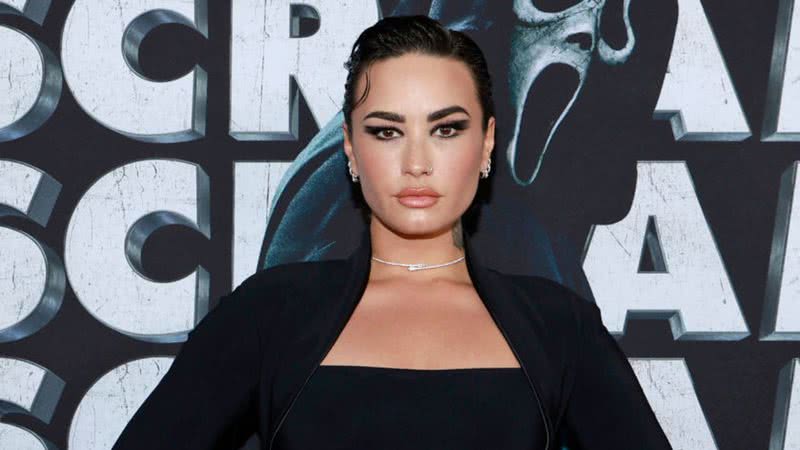 After 10 years, Demi Lovato releases “Heart Attack” in the rock version