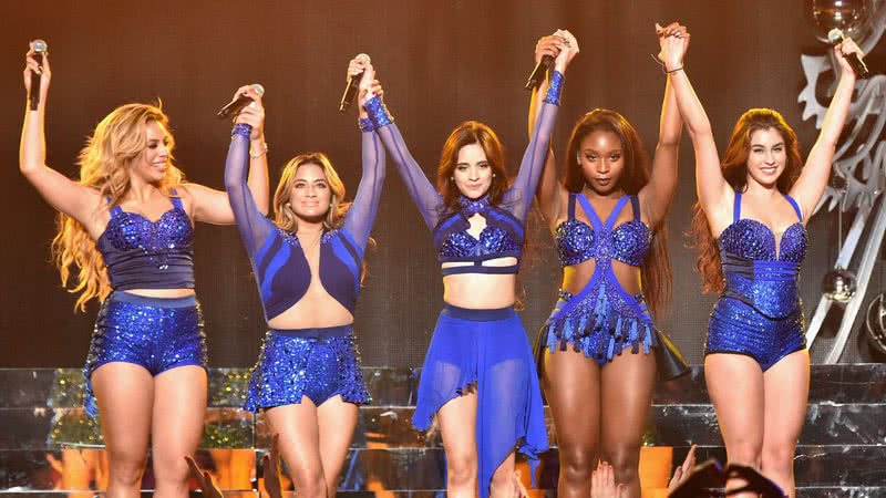Integrantes do Fifth Harmony durante performance no Jingle Ball 2015 - Mike Coppola/Getty Images