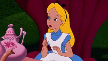 Cena da animação 'Alice no País das Maravilhas' (1951) - Reprodução/Disney