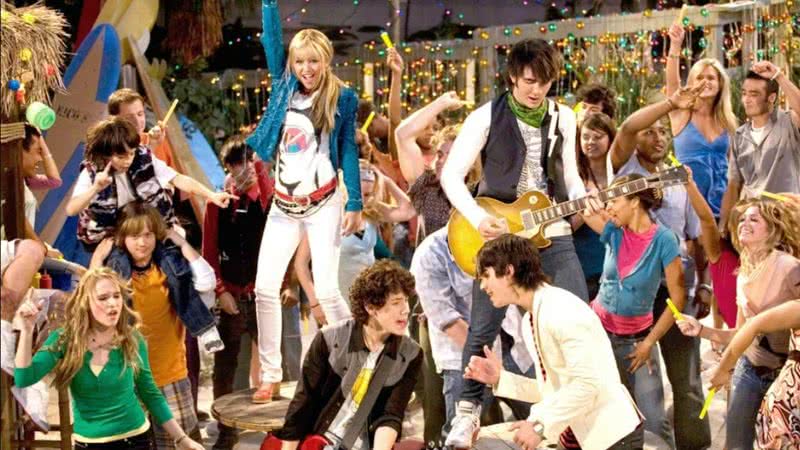 5 Unforgettable Songs From Hannah Montana