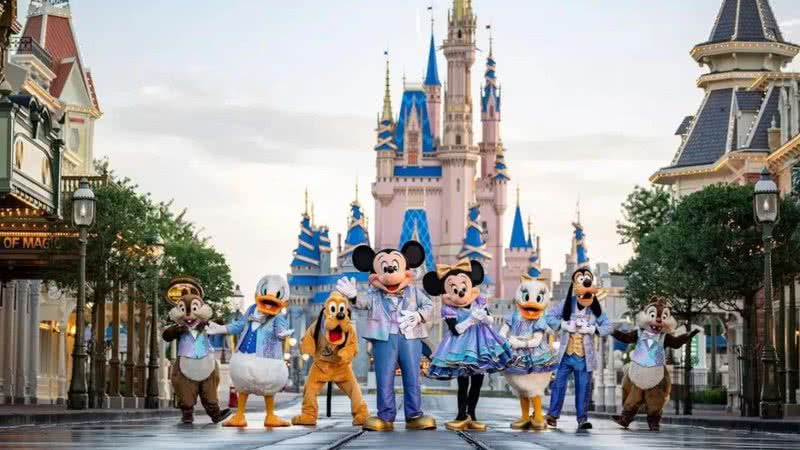 Mickey e seus amigos no Magic Kingdom - Divulgação/ Walt Disney World Resort
