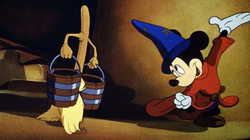 Mickey Mouse no filme Fantasia (1940) - Divulgação/Disney