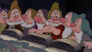 Cena da animação 'Branca de Neve e os Sete Anões' (1937) - Reprodução/Disney