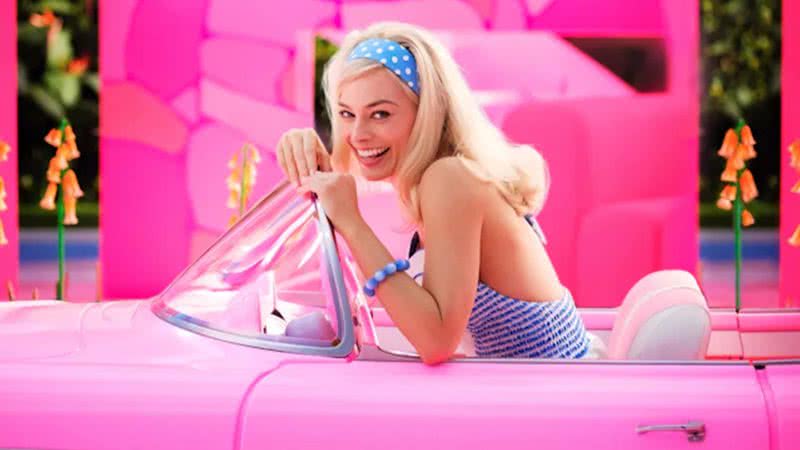 Margot Robbie como a boneca Barbie em filme - Divulgação/Warner Bros