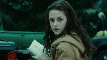 Kristen Stewart como Bella na saga Crepúsculo - Reprodução/ Paris Filmes