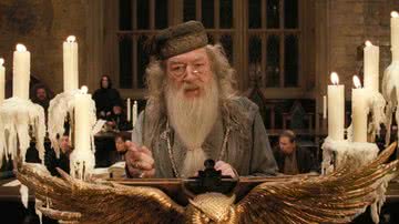 Michael Gambon como Dumbledore em 'Harry Potter e o Cálice de Fogo' (2005) - Reprodução/Warner Bros.