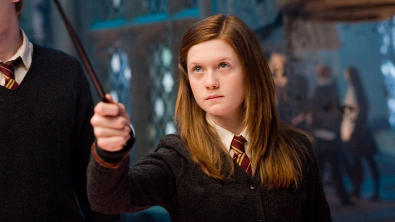 Bonnie Wright como Gina Weasly na saga Harry Potter - Reprodução/ Warner Bros.
