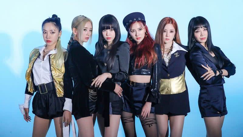 Chorong, Bomi, Eunji, Naeun, Namjoo e Hayoung em imagem promocional para o álbum especial 'Horn' - Divulgação/IST Entertainment