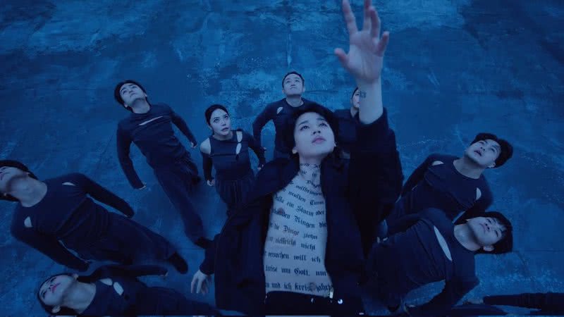 Was bedeutet das Tattoo von BTS Jimin im MV „Set Me Free Pt.2“?