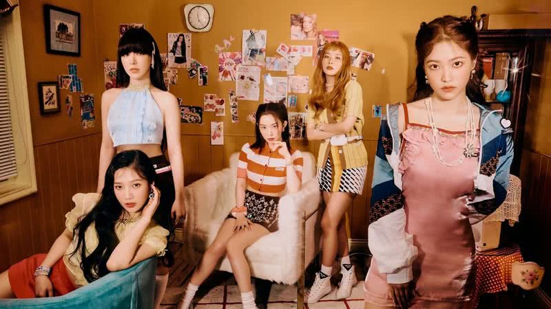 Irene, Seulgi, Wendy, Joy e Yeri em foto divulgação do mini álbum ‘Queendom’ - Divulgação/SM Entertainment