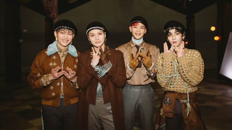 Onew, Key, Minho e Taemin em imagem no set do MV de “Don’t Call Me” - Divulgação/ SM Entertainment