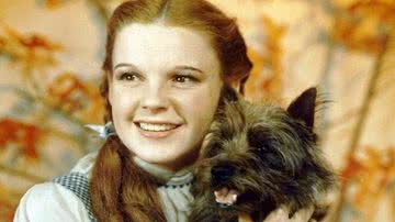 Dorothy (Judy Garland) e Totó no longa O Mágico de Oz (1939) - Divulgação/MGM