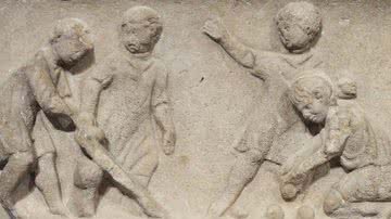 Representação de crianças da Roma Antiga brincando - Wikimedia Commons