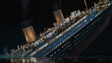 Cena do naufrágio no filme Titanic (1997) - Divulgação/Paramount Pictures