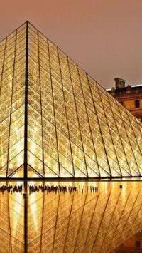 4 curiosidades sobre o Louvre
