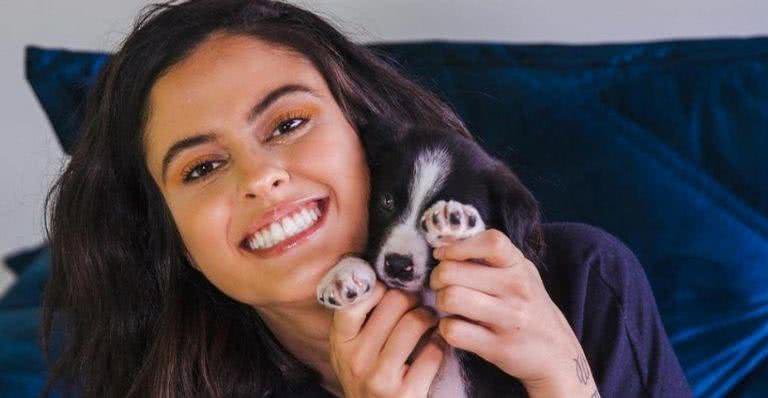 Hana e Astro, seu novo cachorrinho - Divulgação/Instagram