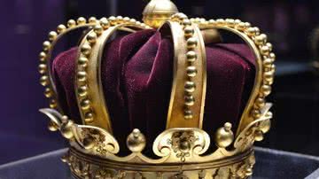 Imagem ilustrativa da coroa de um rei - Pixabay