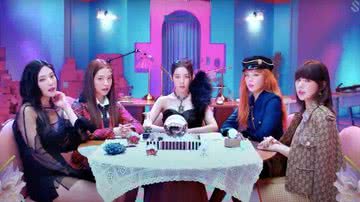 'Queendom': Red Velvet lança remix com clipe novo super colorido - Reprodução/Youtube
