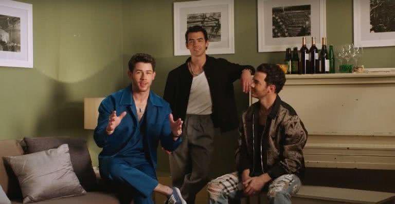 'Family Roast': especial de comédia da Netflix terá participação de Jonas Brothers - Reprodução/Youtube
