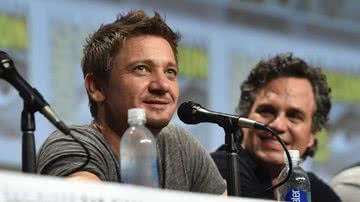 Jeremy Renner e Mark Ruffalo na Comic-Con de 2014 - Alberto E. Rodriguez/Getty Images