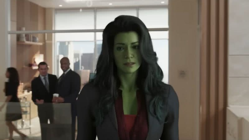 Cena do trailer de 'Mulher-Hulk: Defensora de Heróis' - Youtube/Marvel Brasil