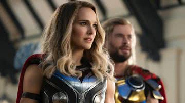 Jane Foster, a poderosa Thor e o Deus do Trovão em cena de ‘Thor: Amor e Trovão' - Divulgação/ Marvel Studios