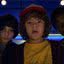 Will, Mike, Dustin e Lucas no Arcade, local da série "Stranger Things"
