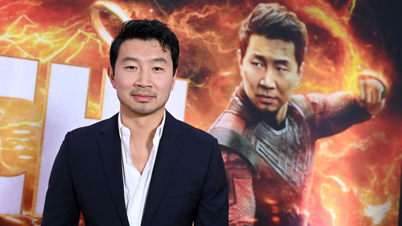 Simu Liu, astro de Shang-Chi, chorou ao ler o roteiro de filme da Marvel