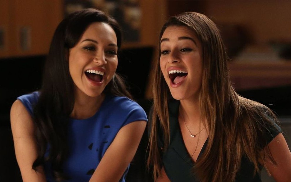 Naya Riveira e Lea Michele em 'Glee' 